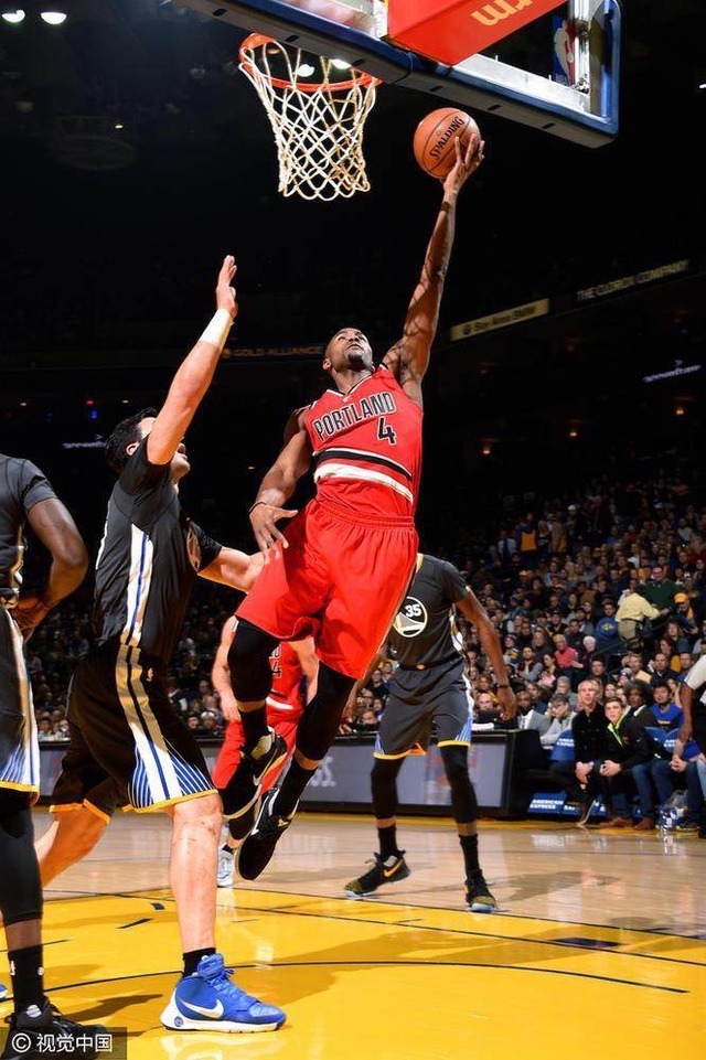 ju11.co-开拓者大前锋受伤