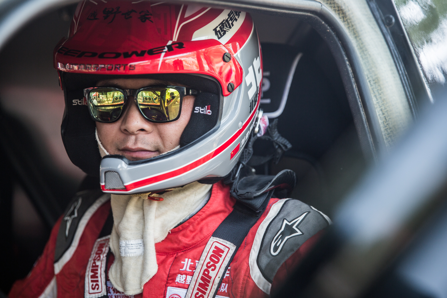 欧预赛比赛拉开帷幕强强对决悬念迭起的简单介绍